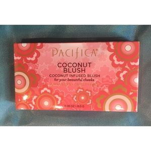 BNIB Pacifica Coconut Blush/Contour